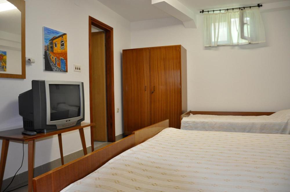 Apartment Bilic プーラ 部屋 写真