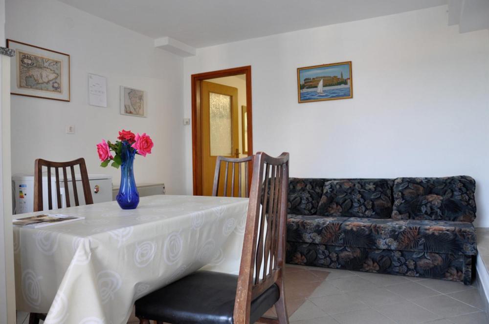 Apartment Bilic プーラ 部屋 写真