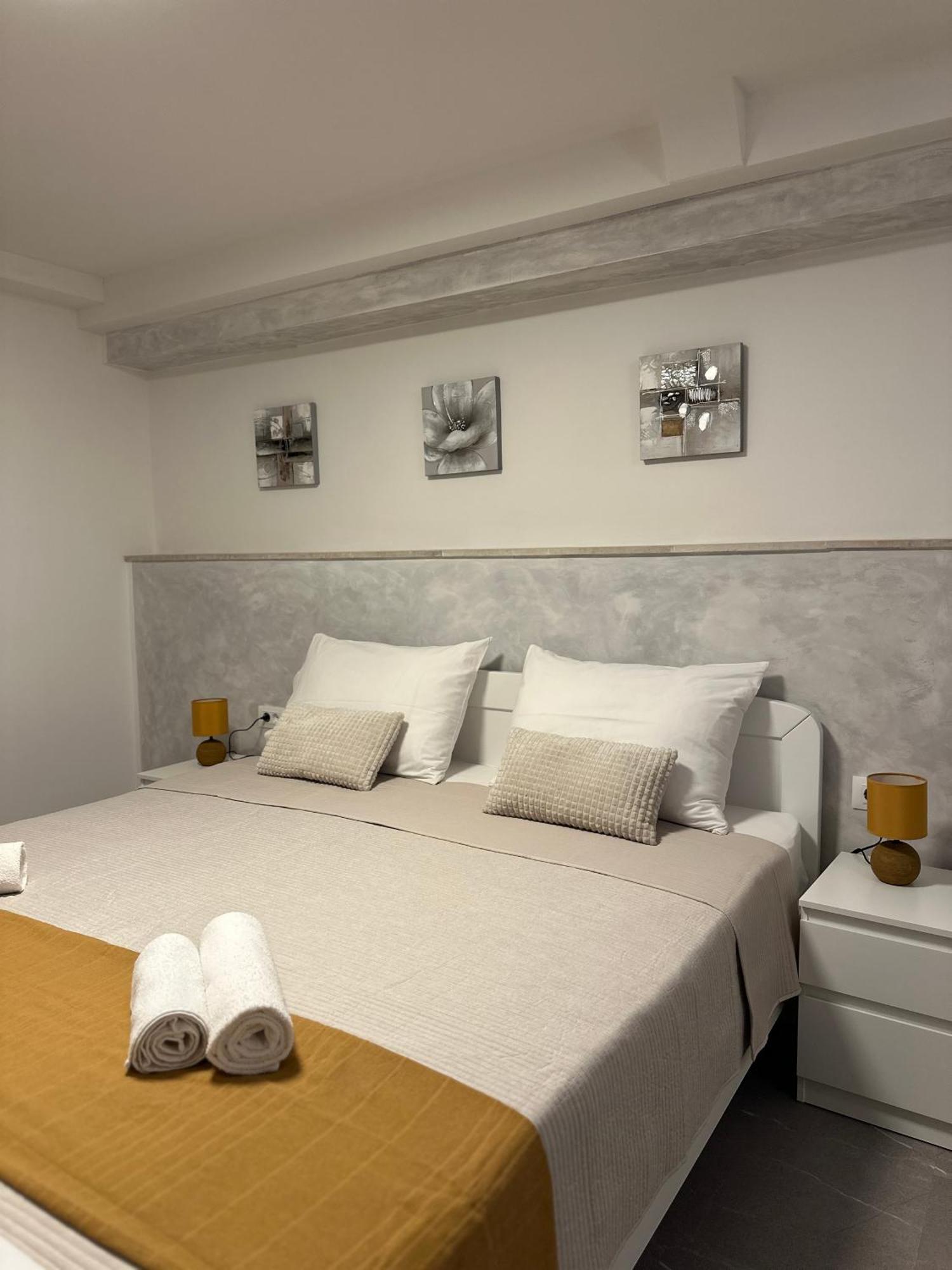 Apartment Bilic プーラ エクステリア 写真