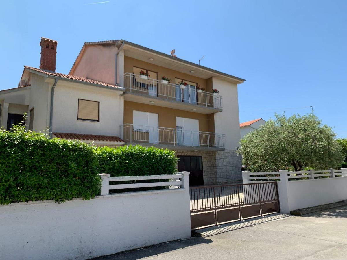 Apartment Bilic プーラ エクステリア 写真